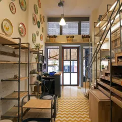 A look inside our cozy Nehru Place studio. With its warm lighting and shelves of inspiration, it's the perfect place to start your pottery journey.