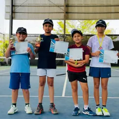 The young champions from the PBI 50th Anniversary UTR tournament for kids under 13. We are proud of their effort and passion for the game.