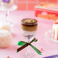 My Dessert Glass Kunafa Cake is a modern treat perfect for gifting. It features layers of creamy goodness and crispy kunafa in a reusable glass, and comes in spill-proof packaging.