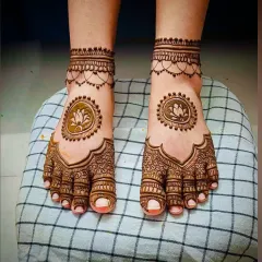 A top-down view of the lotus mandala foot design, showing the symmetry and clean lines.