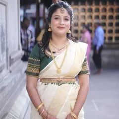 This is a lovely Varapooje or Muhurtham look, featuring a classic Kerala saree. I kept the makeup fresh and minimal to match the simple elegance of her attire, with a focus on clean skin and defined eyes.