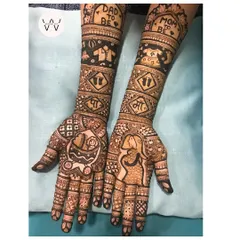This full-arm baby shower design tells a story. It includes a "Mom-to-be" holding her bump, a baby in a stroller, and "Maa" and "Paa" motifs.