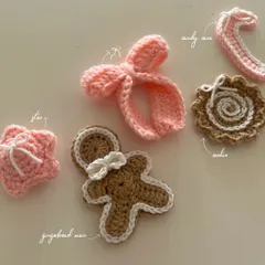 My complete Christmas collection, featuring a gingerbread man, star, bow, candy cane, and cookie. These items can be ordered as ornaments, keychains, or bag charms to fit your festive style.