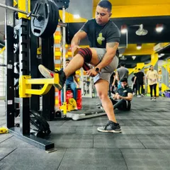 Every rep, every wrap, every drop of sweat builds the foundation. Today, I'm starting my powerlifting game. It's time to push my own limits and redefine what strength means.