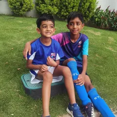 It’s a family affair at BYFL. We love seeing older siblings who have grown with us welcome their younger brothers and sisters into the academy. This picture captures two brothers starting their shared football journey with us.