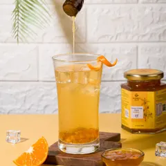 We created a refreshing iced tea using the client's honey orange tea concentrate. This type of recipe-based shot is great content for a brand's blog or social media.