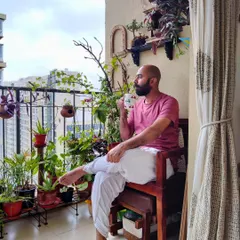 This is the goal for so many of us: a quiet corner on our own balcony to enjoy a cup of chai and a moment of peace. I specialize in creating these personal sanctuaries, filled with plants that calm the mind and refresh the spirit.