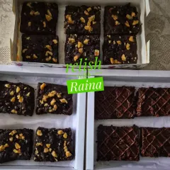 An assortment of my healthy Ragi Brownies. I use pure couverture chocolate which gives them a rich, fudgy, and dense texture. This batch includes Choco-Walnut, Double Chocolate, and Nutella flavors.