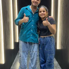 A happy student with instructor Sargun Singh. Our workshops are a great opportunity to meet and learn from your favorite dancers.