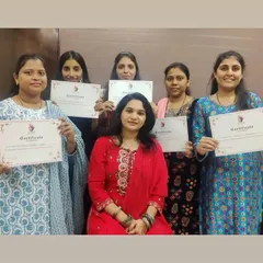My students with their well-earned certificates. Completing this course gives them the skills and confidence to become professional artists.