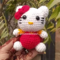 We love bringing iconic characters to life, like this handmade Hello Kitty amigurumi. We can create custom crochet versions of your favorite characters, perfect for collectors or as a unique, personalized gift.