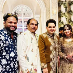 With my Papa ji and the talented singer Ashish Kulkarni and his wife. It is wonderful to see music bringing families and artists together.
