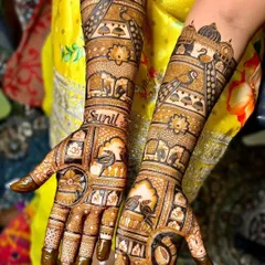 Another angle of the personalized mehandi for 'Sunil'. The design is filled with traditional motifs, creating a rich and meaningful look.