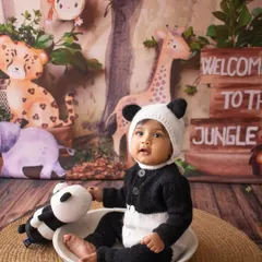 The cutest little panda in our jungle-themed setup! This sitter session is perfect for babies who can sit up and show off their personality.