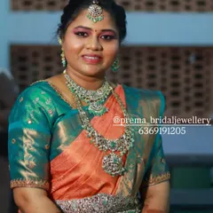 For another function, the same bride chose a different AD set and a beautiful silver vaddanam, showing the variety I offer.