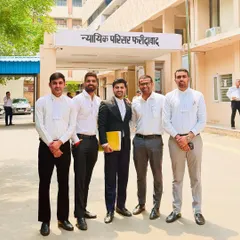 A successful day for my client and our team outside the Nyayik Parisar, Faridabad. We secured regular bail in a case involving charges of cheating and criminal conspiracy under IPC sections 420 and 120B.
