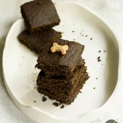 Treat yo' self, and treat your pup too! These are my dog-friendly brownies, made with rich carob powder instead of chocolate. They are completely safe and totally delicious, so no more sad puppy eyes on dessert night.