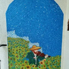 I transformed a simple balcony wall into a field of sunflowers with this Van Gogh-inspired mural. It's a perfect example of how art can bring color and a specific artistic style to your outdoor spaces.