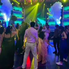 The party is in full swing at a wedding in Kolkata, with CO2 jets adding to the excitement on the dance floor.