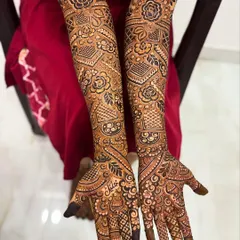 A full view of the 'Khalil' design. The mix of flowers, leaves, and checkered patterns is stunning.