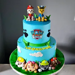 No job is too big, no pup is too small! This two-tiered Paw Patrol cake features the whole team, with Chase and Marshall on top and the rest of the pups around the base. All characters are hand-sculpted and edible.