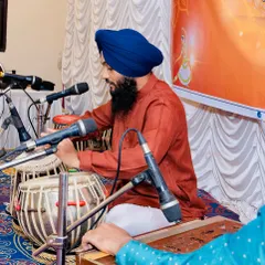 On stage in Mumbai, accompanied by a wonderful harmonium player. The interplay between the tabla and the lehra (melodic timekeeping) is a beautiful dialogue.