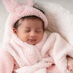A close-up of our spa baby, looking perfectly relaxed and content. Even at 15 days old, she knows how to enjoy the good life.