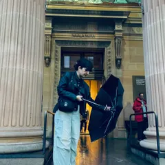 Another moment from my visit to the art gallery. The architecture, the weather, and the art itself all combine to create a feeling that I channel back into my designs.