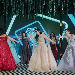 A synchronized group performance by the bride and her bridesmaids. We focus on creating clean, impactful choreography for the whole squad.