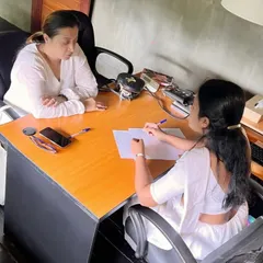 An Ayurvedic consultation during our Sri Lanka retreat. Part of the journey involves receiving personalized guidance from local wellness experts to understand your body and its needs on a deeper level.