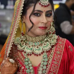 A close-up portrait of the bride. My goal is always to enhance, not mask. Here, the HD makeup provides full coverage while still looking like real skin, ensuring she looks like the best version of herself.