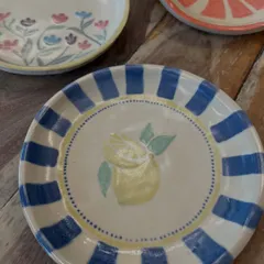 Just look at the beautiful, vibrant results from our plate painting and glazing workshop. Everyone brings their own unique style, and I'll guide you in creating a food-safe piece you can use and cherish for years.