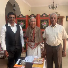 It was a great honor to meet and receive blessings from the Hon’ble Justice Venkatachalaiah, the former Chief Justice of the Supreme Court of India. Learning from such legal legends is a privilege that shapes my practice.
