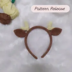 Getting into the festive spirit with this Reindeer Ears Headband. The entire headband is wrapped in crochet, and the little antlers and ears are so cute for holiday photos.