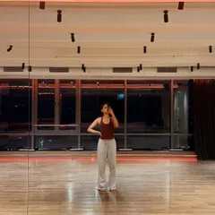 A mirror selfie in an empty studio late at night. These are the quiet moments of reflection and gratitude after a long day of doing what I love.