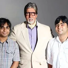 A truly memorable moment meeting the legendary Shri. Amitabh Bachchan ji. It was an honour to discuss the sitar and Indian classical music with him during my work on the KBC promos.