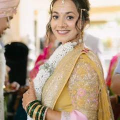 A candid shot of Krupali during her ceremony, her minimal makeup and radiant glow are absolute goals.
