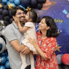 These are the moments that matter most. A spontaneous kiss for dad is a priceless memory from a birthday celebration that I am always ready to capture.