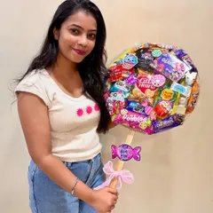 Another lollipop hamper I made, specially designed for kids. It's a perfect, eye-catching gift for birthdays or as a party favor that will definitely surprise and delight them.