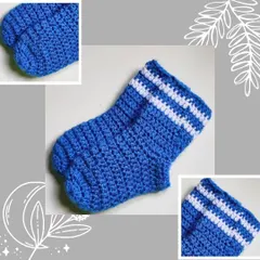 Cozy crochet baby socks in blue with white stripes. I make these in five different sizes, from newborn all the way up to 18 months.
