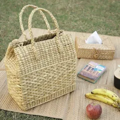 This image, featuring a picnic scene with our woven bag and tissue box, represents our commitment to sustainable corporate solutions. We help companies achieve their green goals with eco-friendly office supplies, gifts, and more.