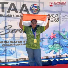 We are proud to see our athletes excel on the international stage. Here, our swimmer Hazel Raikundalia represents India, holding the national flag after winning her age category at the 3rd Thailand Open Water Swimming Championships.