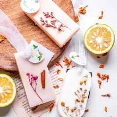 For a flameless fragrance solution, I create these aromatic wax tablets. Infused with essential oils and decorated with real botanicals like cinnamon and dried flowers, they are perfect for keeping closets, drawers, and small spaces smelling fresh.