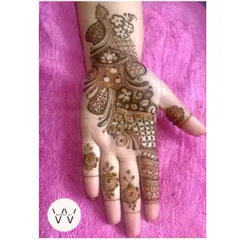 A front-hand Arabic design with a mix of floral and paisley motifs.