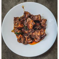 My Chettinad Pork Belly Fry is an adaptation of the classic Uppu Kari. I stir-fry chunks of pork belly in exotic Chettinad spices until they are juicy, succulent, and finger-licking good.