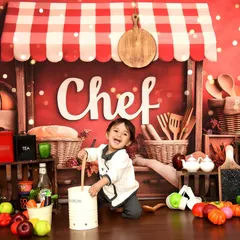 Cooking up some fun in the studio with this little chef! This theme is perfect for capturing your toddler's playful personality with lots of fun props to interact with.