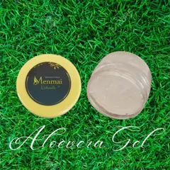 My pure Aloevera Gel is perfect for soothing irritated skin, fighting blemishes, and treating sunburn. It's a simple, natural moisturizer that is free from any added colors or fragrances.