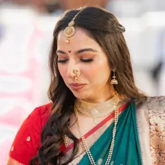 A close-up of the soft and minimal makeup look, perfect for a guest who wants an elegant and understated style.