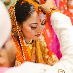 The sacred moment of the Sindoor Daan. I focus in tightly to capture the significance of this ritual, preserving the quiet intensity and tradition in a single frame.