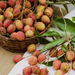 Litchi is a hydrating summer fruit that is loaded with Vitamin C, which is essential for a strong immune system. Its fiber content aids digestion, and the antioxidants it contains are great for heart health and glowing skin.